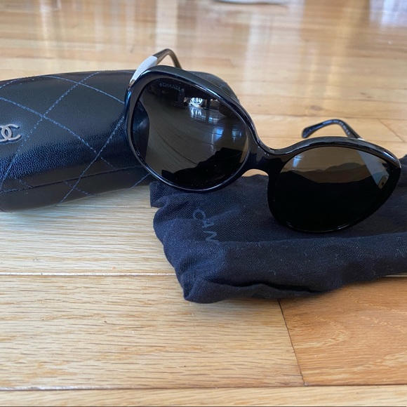 Chanel white quilted sunglasses - Picture 3 of 8